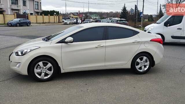 Бежевый Хендай Элантра, объемом двигателя 1.8 л и пробегом 17 тыс. км за 11850 $, фото 1 на Automoto.ua