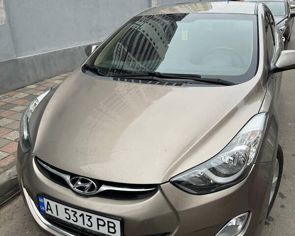 Бежевый Хендай Элантра, объемом двигателя 1.8 л и пробегом 220 тыс. км за 9100 $, фото 1 на Automoto.ua