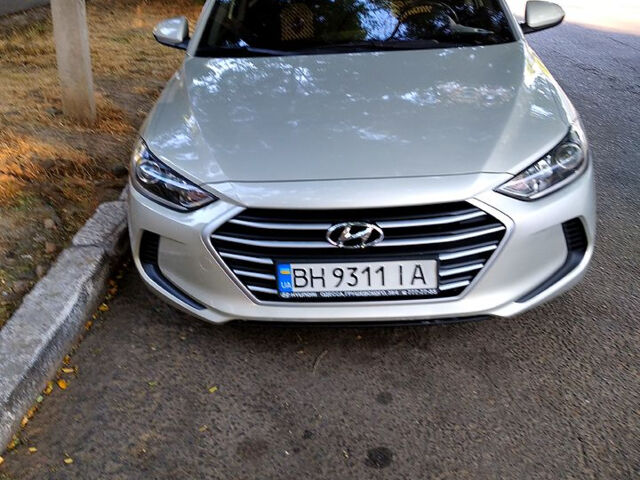 Бежевый Хендай Элантра, объемом двигателя 1.6 л и пробегом 0 тыс. км за 13500 $, фото 1 на Automoto.ua