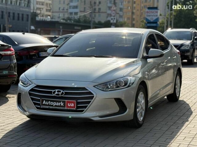 Бежевый Хендай Элантра, объемом двигателя 1.6 л и пробегом 64 тыс. км за 12490 $, фото 1 на Automoto.ua