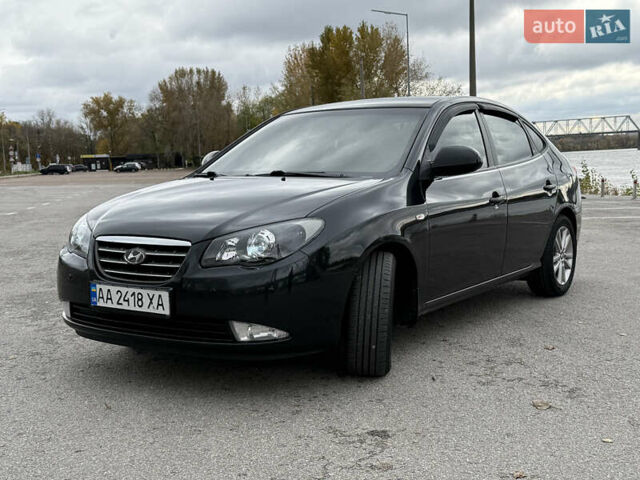 Хендай Элантра 2008 в Киеве на Automoto.ua Черный Хендай Элантра, объемом двигателя 2 л и пробегом 239 тыс. км за 8800 $, фото 1 на Automoto.ua