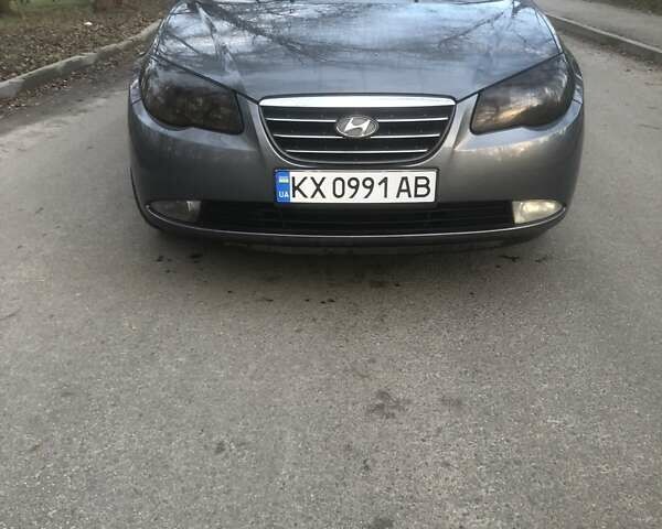 Чорний Хендай Елантра, об'ємом двигуна 1.59 л та пробігом 236 тис. км за 5700 $, фото 1 на Automoto.ua