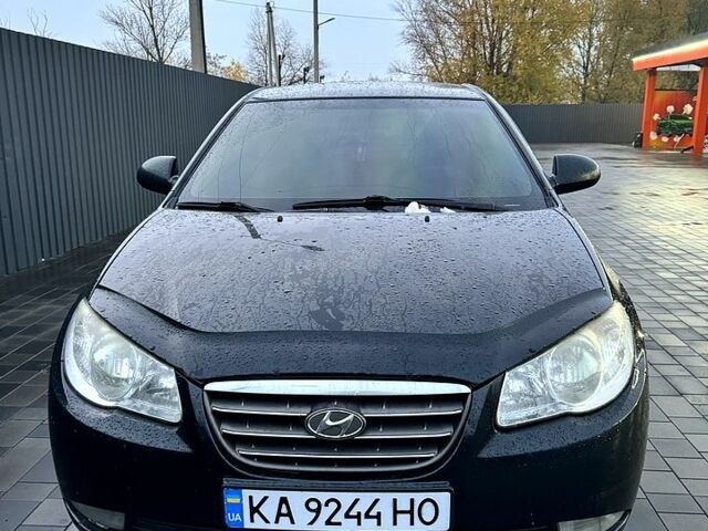 Черный Хендай Элантра, объемом двигателя 1.6 л и пробегом 261 тыс. км за 4799 $, фото 1 на Automoto.ua
