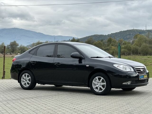 Чорний Хендай Елантра, об'ємом двигуна 1.6 л та пробігом 185 тис. км за 5300 $, фото 1 на Automoto.ua