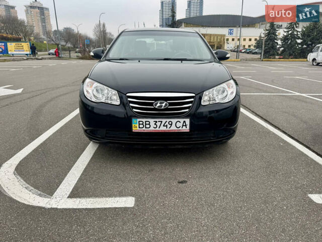 Черный Хендай Элантра, объемом двигателя 1.59 л и пробегом 116 тыс. км за 6700 $, фото 1 на Automoto.ua