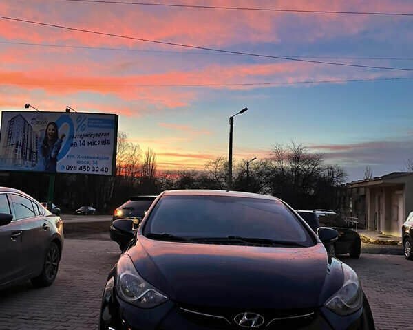 Черный Хендай Элантра, объемом двигателя 1.8 л и пробегом 130 тыс. км за 9500 $, фото 1 на Automoto.ua
