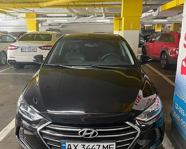 Черный Хендай Элантра, объемом двигателя 2 л и пробегом 99 тыс. км за 13000 $, фото 1 на Automoto.ua