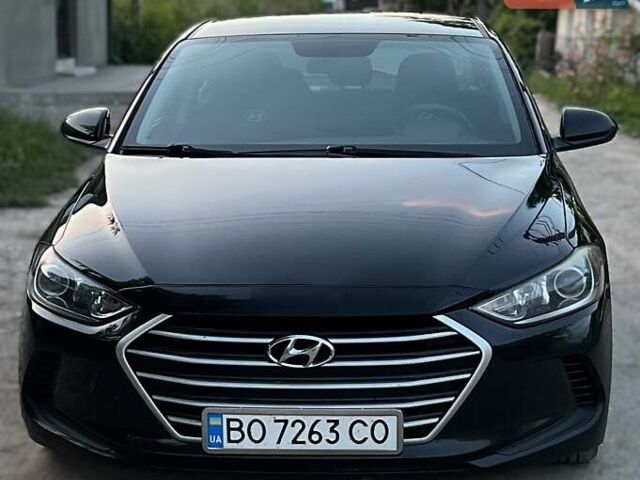 Черный Хендай Элантра, объемом двигателя 2 л и пробегом 282 тыс. км за 10500 $, фото 1 на Automoto.ua