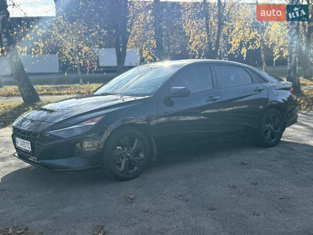 Чорний Хендай Елантра, об'ємом двигуна 2 л та пробігом 159 тис. км за 16700 $, фото 1 на Automoto.ua
