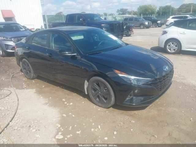 Черный Хендай Элантра, объемом двигателя 2 л и пробегом 58 тыс. км за 4000 $, фото 1 на Automoto.ua