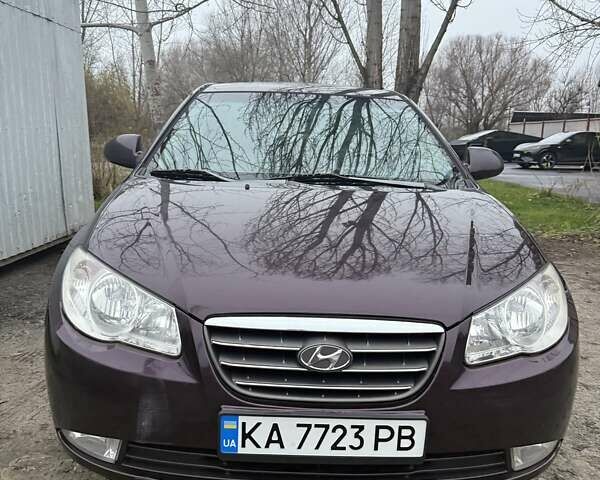 Фиолетовый Хендай Элантра, объемом двигателя 1.98 л и пробегом 322 тыс. км за 6900 $, фото 1 на Automoto.ua