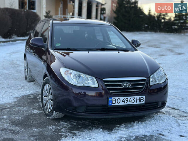 Фіолетовий Хендай Елантра, об'ємом двигуна 1.6 л та пробігом 199 тис. км за 6700 $, фото 1 на Automoto.ua