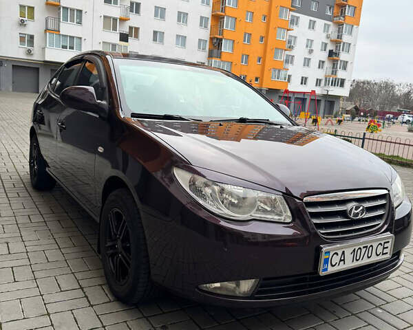 Фіолетовий Хендай Елантра, об'ємом двигуна 1.59 л та пробігом 221 тис. км за 5600 $, фото 1 на Automoto.ua