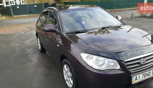 Хендай Элантра 2008 в Василькове на Automoto.ua Фиолетовый Хендай Элантра, объемом двигателя 1.59 л и пробегом 262 тыс. км за 5500 $, фото 1 на Automoto.ua