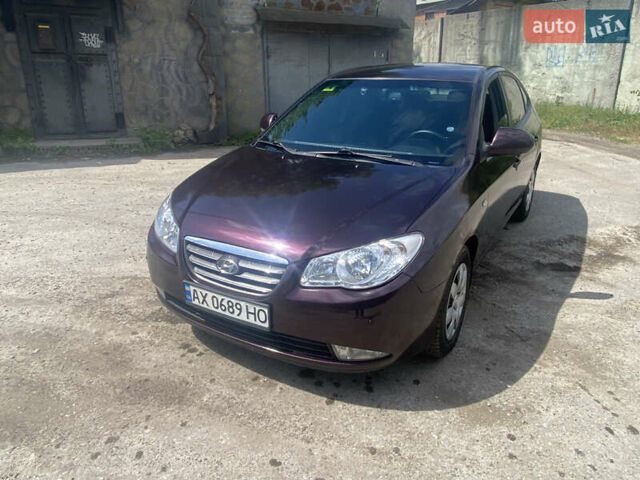 Фиолетовый Хендай Элантра, объемом двигателя 1.59 л и пробегом 190 тыс. км за 4900 $, фото 1 на Automoto.ua