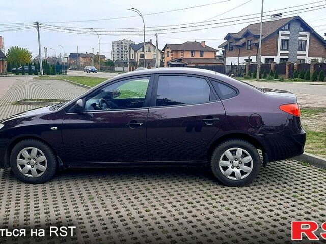 Фиолетовый Хендай Элантра, объемом двигателя 1.6 л и пробегом 232 тыс. км за 6250 $, фото 1 на Automoto.ua