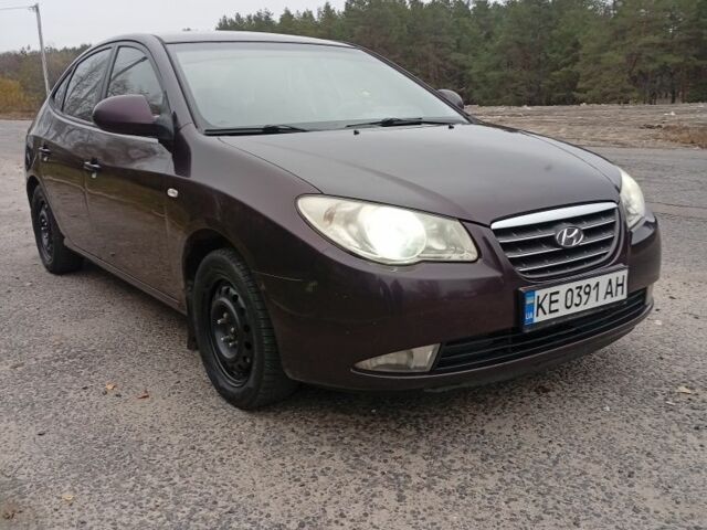 Фиолетовый Хендай Элантра, объемом двигателя 1.6 л и пробегом 333 тыс. км за 5000 $, фото 1 на Automoto.ua