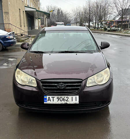 Фиолетовый Хендай Элантра, объемом двигателя 1.59 л и пробегом 383 тыс. км за 5900 $, фото 1 на Automoto.ua