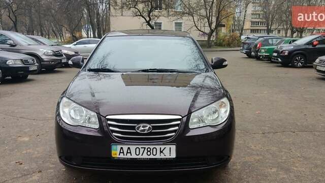 Коричневый Хендай Элантра, объемом двигателя 1.6 л и пробегом 199 тыс. км за 5800 $, фото 1 на Automoto.ua