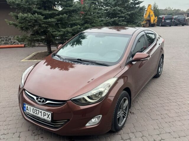 Коричневый Хендай Элантра, объемом двигателя 1.8 л и пробегом 268 тыс. км за 7800 $, фото 1 на Automoto.ua