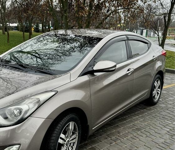 Коричневий Хендай Елантра, об'ємом двигуна 1.8 л та пробігом 167 тис. км за 8500 $, фото 1 на Automoto.ua