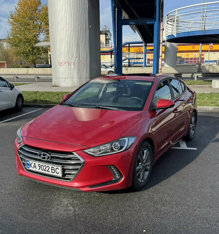 Хендай Элантра 2016 в Киеве на Automoto.ua Красный Хендай Элантра, объемом двигателя 2 л и пробегом 85 тыс. км за 12900 $, фото 1 на Automoto.ua