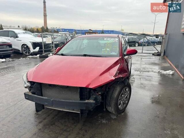 Красный Хендай Элантра, объемом двигателя 2 л и пробегом 113 тыс. км за 8900 $, фото 1 на Automoto.ua
