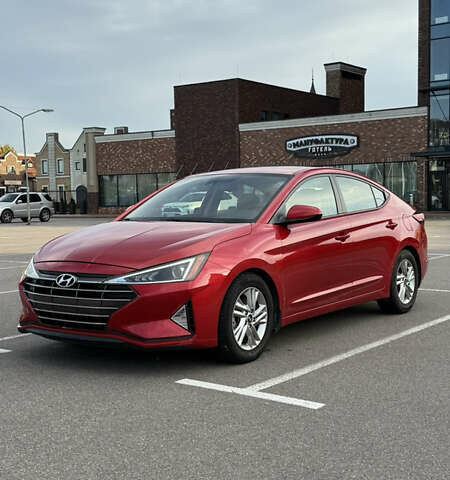 Красный Хендай Элантра, объемом двигателя 2 л и пробегом 40 тыс. км за 13200 $, фото 1 на Automoto.ua