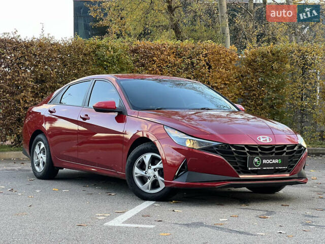 Червоний Хендай Елантра, об'ємом двигуна 2 л та пробігом 124 тис. км за 16500 $, фото 1 на Automoto.ua