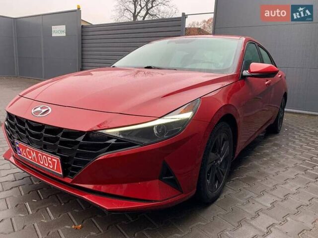Красный Хендай Элантра, объемом двигателя 2 л и пробегом 89 тыс. км за 17900 $, фото 1 на Automoto.ua