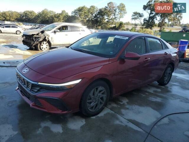 Хендай Элантра 2023 в Львове на Automoto.ua Красный Хендай Элантра, объемом двигателя 2 л и пробегом 53 тыс. км за 6100 $, фото 1 на Automoto.ua