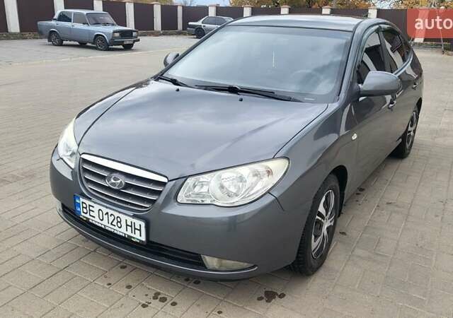 Хендай Элантра 2008 в Вознесенске на Automoto.ua Хендай Элантра, объемом двигателя 1.59 л и пробегом 146 тыс. км за 6800 $, фото 1 на Automoto.ua