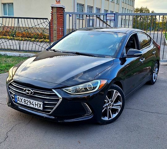 Хендай Элантра, объемом двигателя 2 л и пробегом 165 тыс. км за 12300 $, фото 1 на Automoto.ua