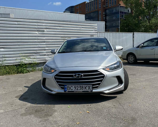 Хендай Элантра, объемом двигателя 2 л и пробегом 187 тыс. км за 9600 $, фото 1 на Automoto.ua