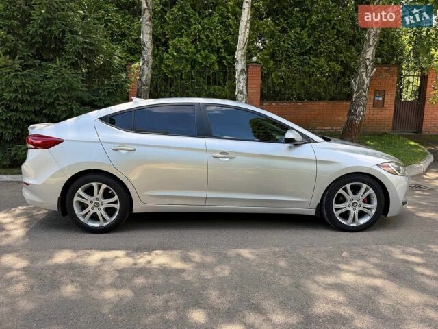 Хендай Елантра, об'ємом двигуна 2 л та пробігом 179 тис. км за 11800 $, фото 1 на Automoto.ua