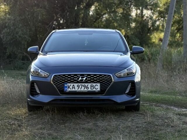 Серый Хендай Элантра, объемом двигателя 2 л и пробегом 84 тыс. км за 11560 $, фото 1 на Automoto.ua