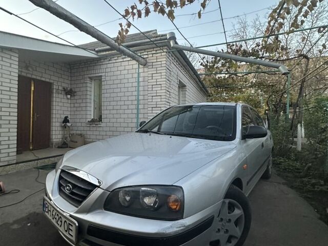 Хендай Элантра 2004 в Подольск (Котовск) на Automoto.ua Серый Хендай Элантра, объемом двигателя 1.6 л и пробегом 2 тыс. км за 2900 $, фото 1 на Automoto.ua