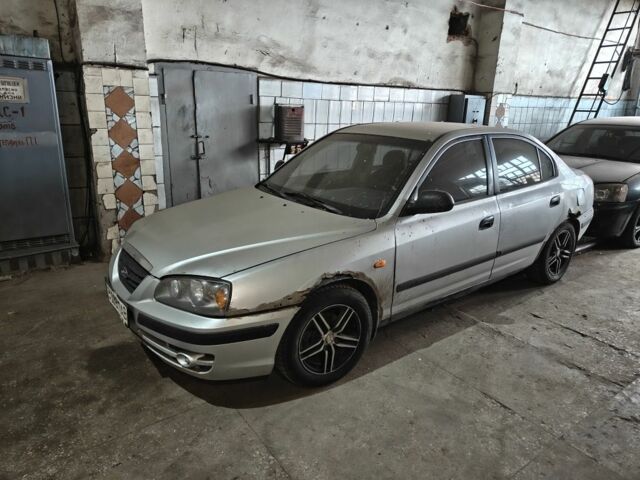 Серый Хендай Элантра, объемом двигателя 1.6 л и пробегом 853 тыс. км за 1790 $, фото 1 на Automoto.ua