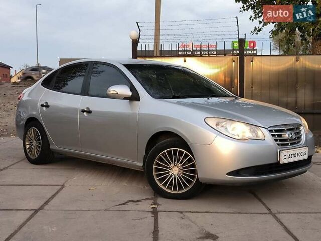 Серый Хендай Элантра, объемом двигателя 1.59 л и пробегом 276 тыс. км за 6290 $, фото 1 на Automoto.ua