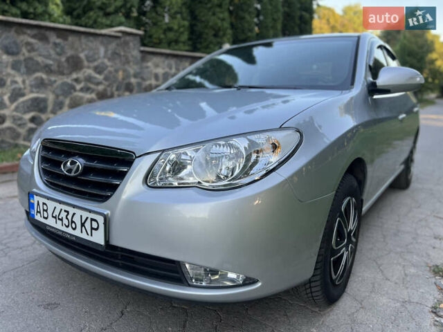 Сірий Хендай Елантра, об'ємом двигуна 1.59 л та пробігом 220 тис. км за 5500 $, фото 1 на Automoto.ua