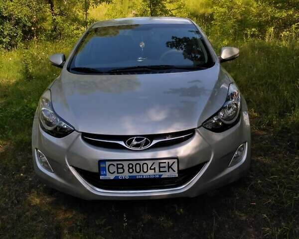 Серый Хендай Элантра, объемом двигателя 1.59 л и пробегом 198 тыс. км за 7900 $, фото 1 на Automoto.ua