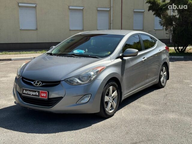 Серый Хендай Элантра, объемом двигателя 1.8 л и пробегом 235 тыс. км за 8990 $, фото 1 на Automoto.ua