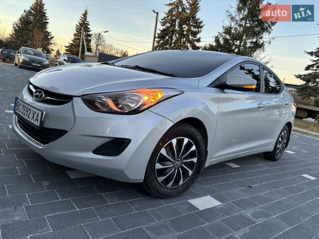 Сірий Хендай Елантра, об'ємом двигуна 1.59 л та пробігом 231 тис. км за 8700 $, фото 1 на Automoto.ua