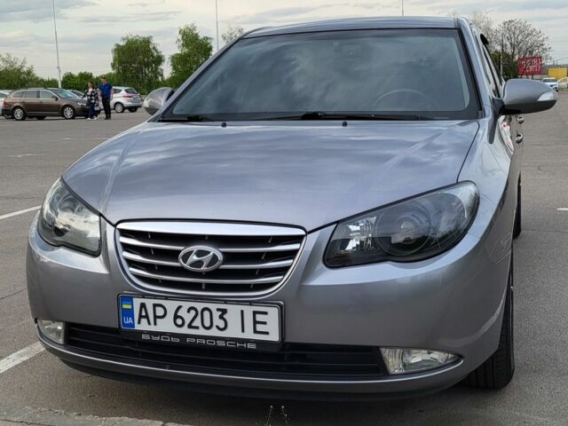 Серый Хендай Элантра, объемом двигателя 1.6 л и пробегом 183 тыс. км за 7200 $, фото 1 на Automoto.ua