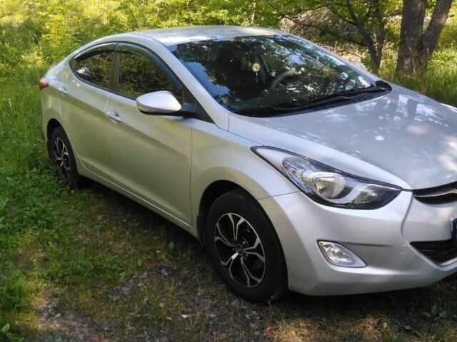 Серый Хендай Элантра, объемом двигателя 1.6 л и пробегом 197 тыс. км за 8500 $, фото 1 на Automoto.ua