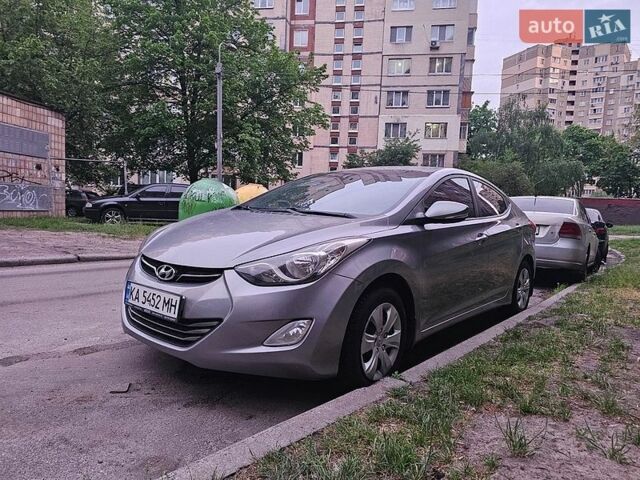 Серый Хендай Элантра, объемом двигателя 1.8 л и пробегом 226 тыс. км за 7300 $, фото 1 на Automoto.ua