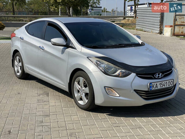 Сірий Хендай Елантра, об'ємом двигуна 1.8 л та пробігом 232 тис. км за 8300 $, фото 1 на Automoto.ua