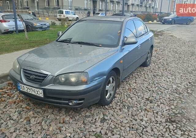 Сірий Хендай Елантра, об'ємом двигуна 1.6 л та пробігом 430 тис. км за 2950 $, фото 1 на Automoto.ua