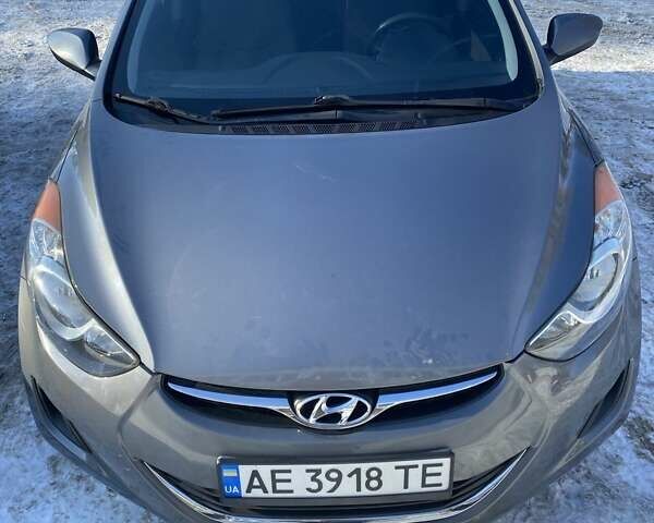 Серый Хендай Элантра, объемом двигателя 1.8 л и пробегом 175 тыс. км за 8100 $, фото 1 на Automoto.ua