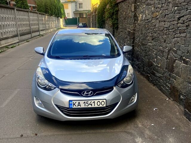 Серый Хендай Элантра, объемом двигателя 1.8 л и пробегом 230 тыс. км за 6800 $, фото 1 на Automoto.ua